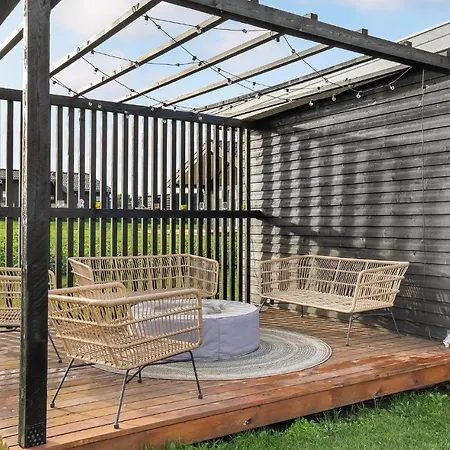 Feriehus Amazing In With 3 Bedrooms And Wifi